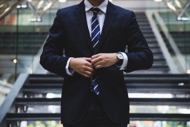 サラリーマンはいつ筋トレすればいいの？使える時間はココだ！