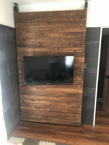 【収納付＆配線カンタン】壁掛けテレビをDIYしてみた