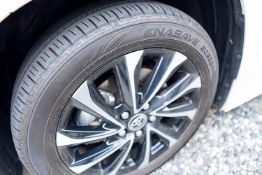 【新型ノア・ヴォクシー】タイヤサイズはいくら？交換にかかる費用も計算してみた